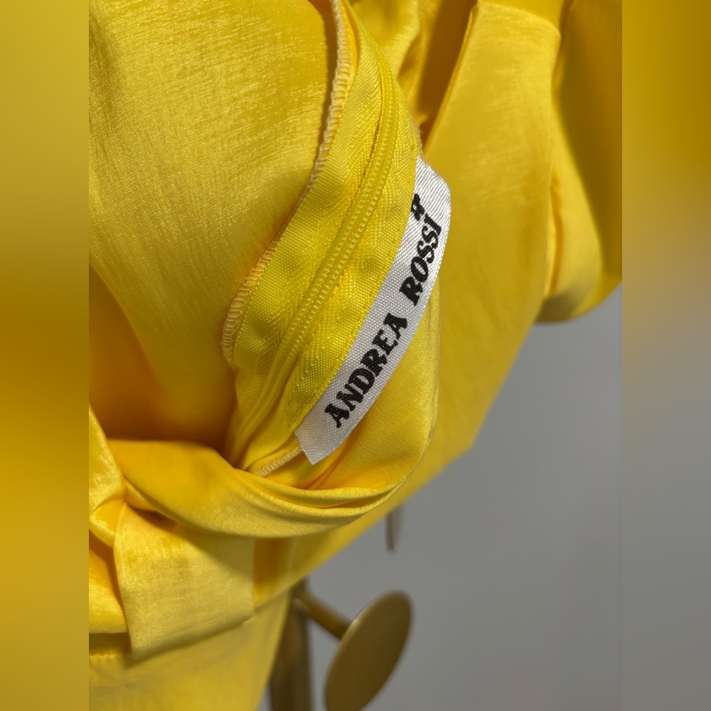 ANDREA ROSSI Yellow Women's Top - Picture 3 of 3